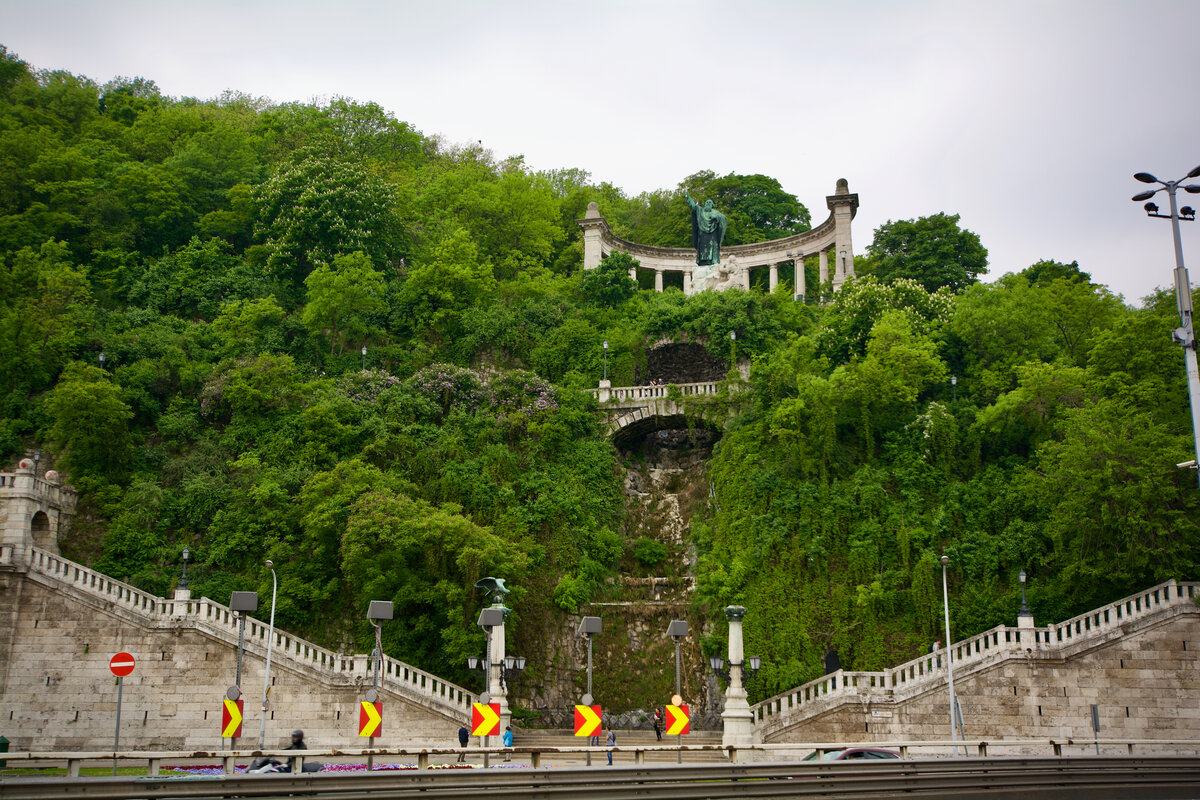 Будапешт гора геллерт фото