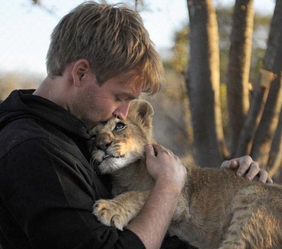 Верность и преданность спасённых животных не имеет границ