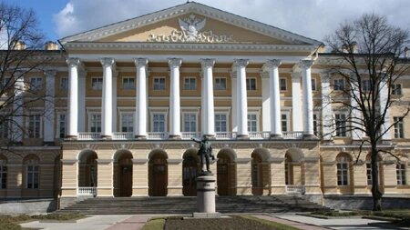 В Смольном решили ослабить коронавирусные ограничения с 21 февраля