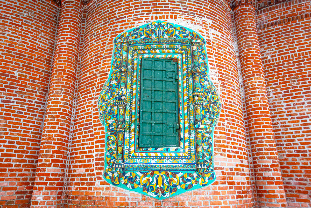 Храм Николы Мокрого - одна из визитных карточек Ярославля. Детали. Фото автора статьи  