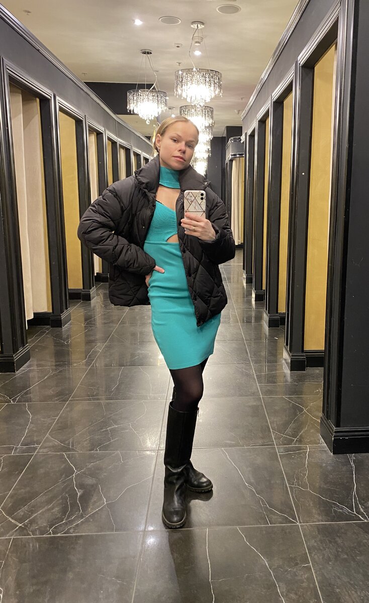 Реальность, прикрытая курткой