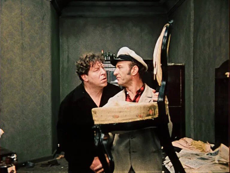 кадр из фильма "Двенадцать стульев", режиссер Л. Гайдай