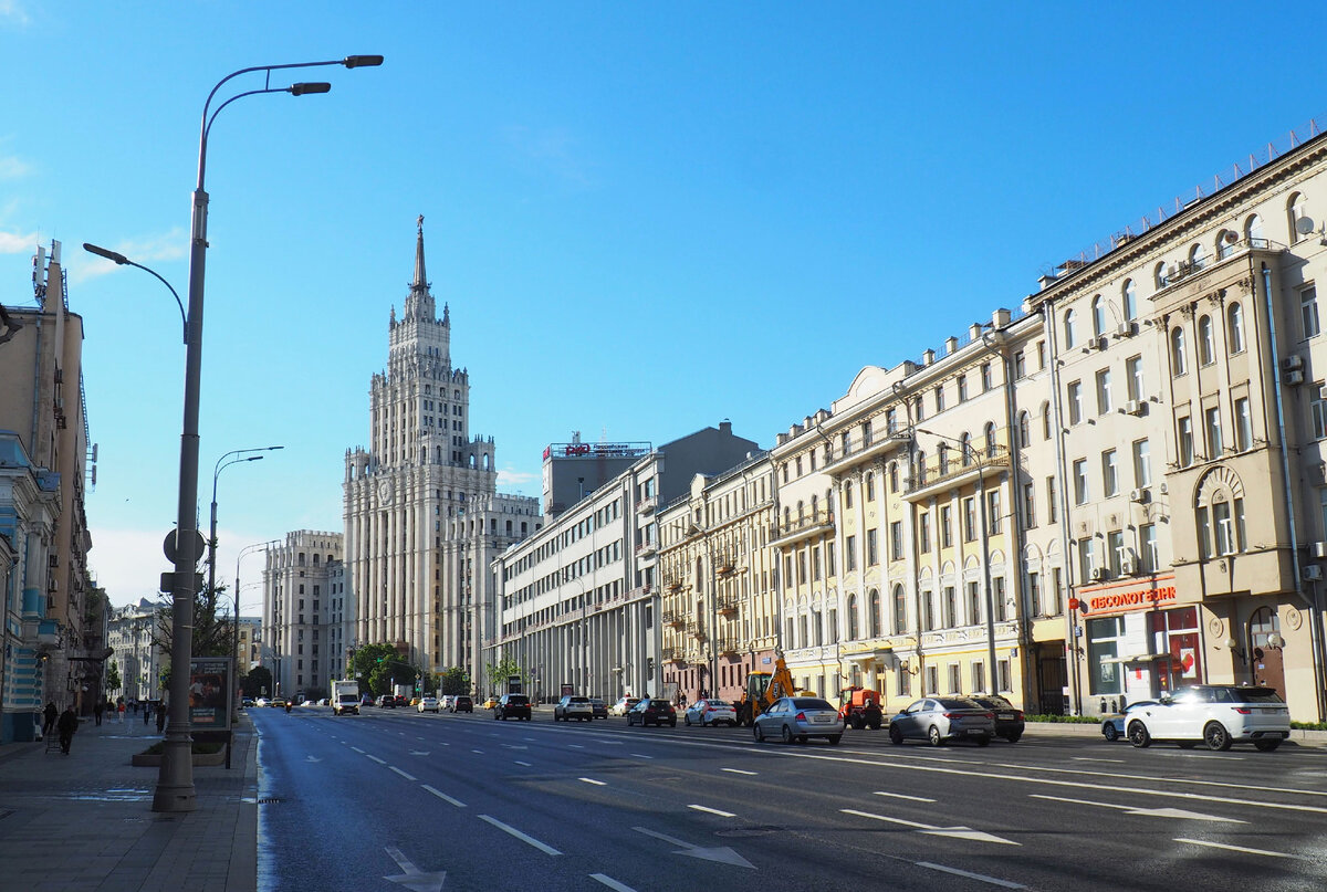 Высотка на Красных Воротах. Секретный репортаж из самой закрытой высотки  Москвы | Беспорядочные путешествия | Дзен