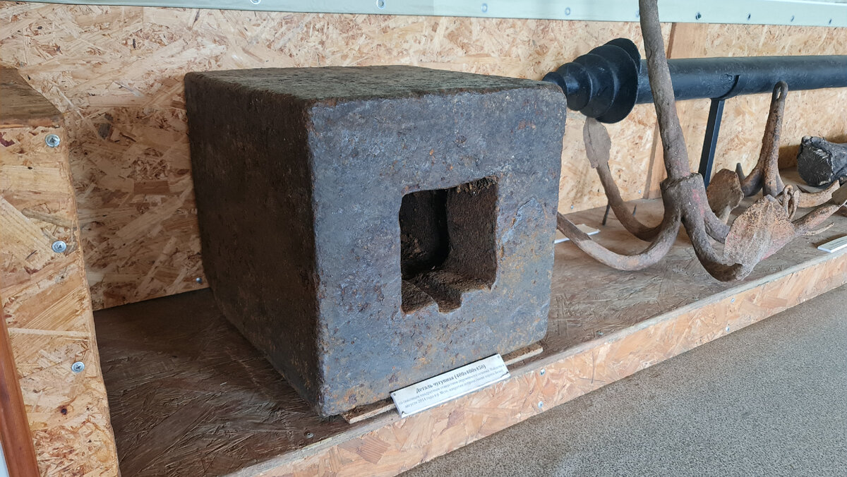 Та самая часть Питерского моста, которая не дошла.