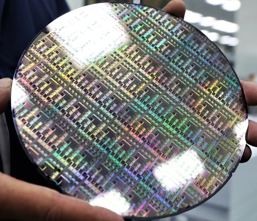 Пластина с будущими чипами