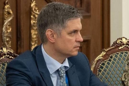    Посол Украины в Лондоне Пристайко потребовал от России имущество СССР