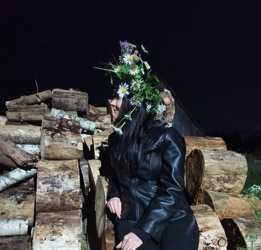 На празднике Ивана Купала