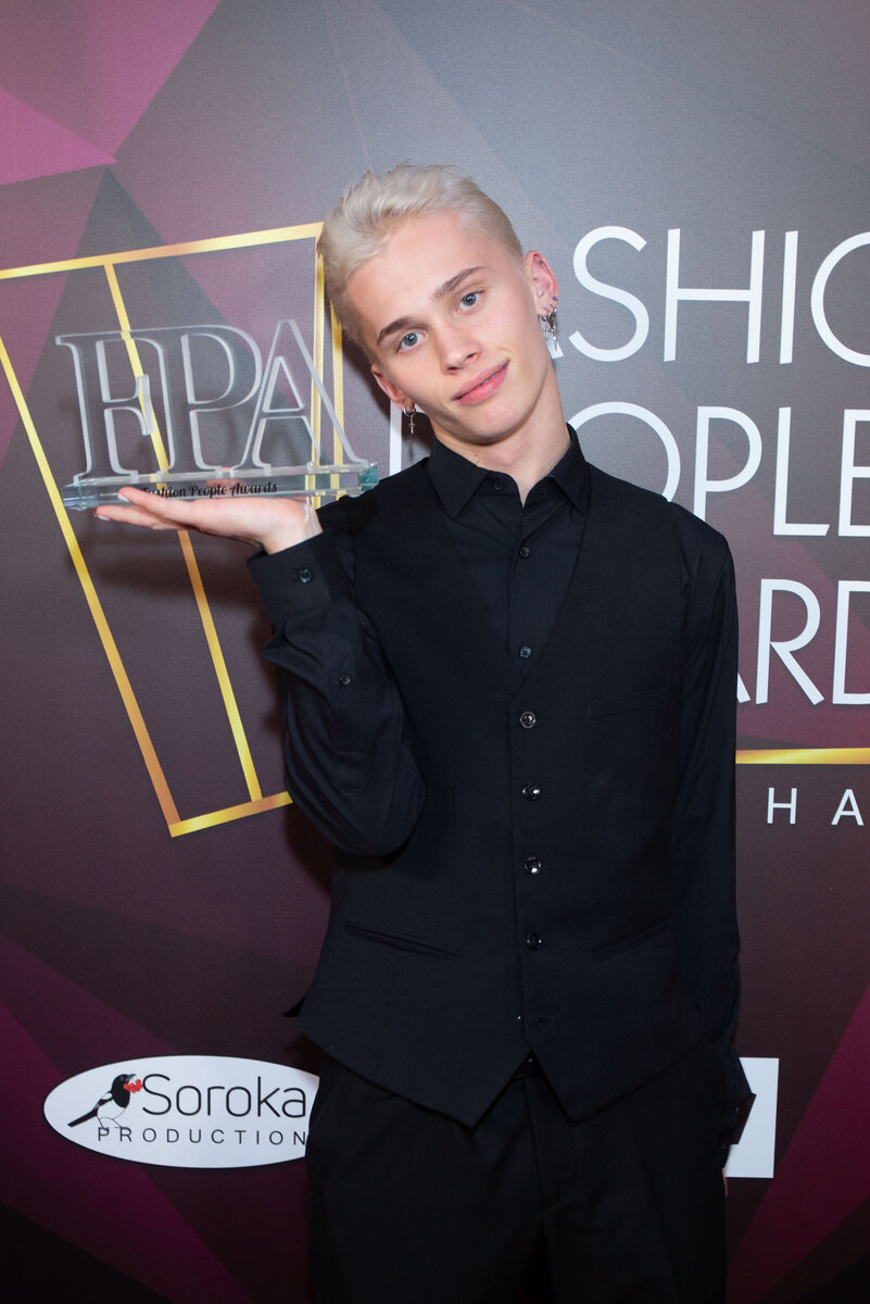    Даня Милохин