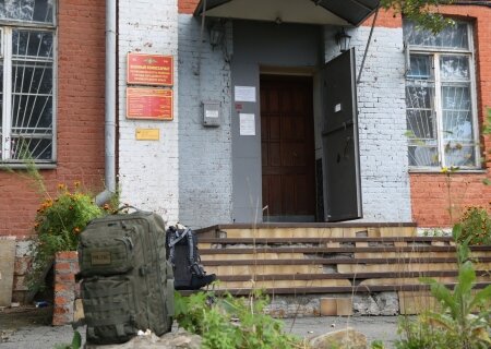    Подросток во Владивостоке арестован за планы поджога военкомата. Ему грозит до 20 лет лишения свободы