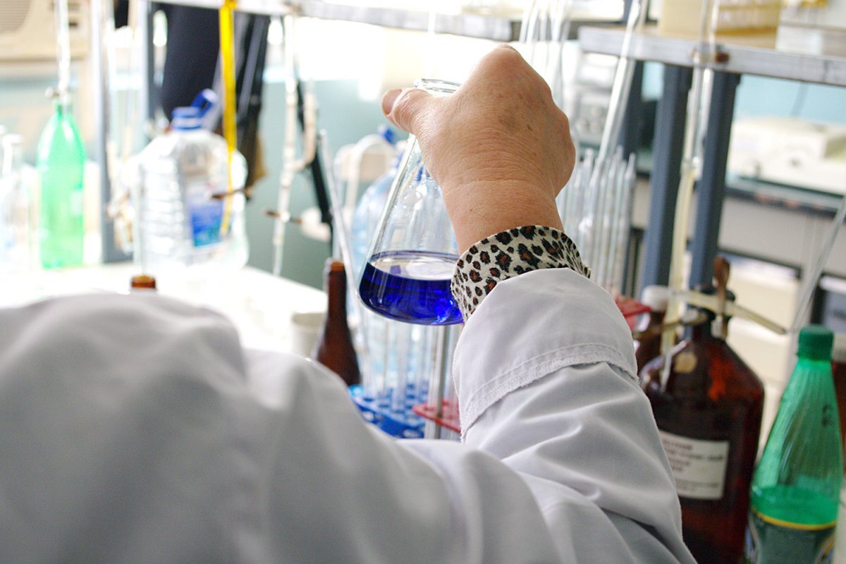    Учительница химии из Пустошки участвует в телешоу «Классная Тема»