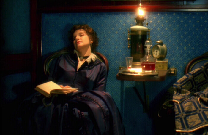 Кадр из к/ф "Анна Каренина" (режиссер В. Соловьев)