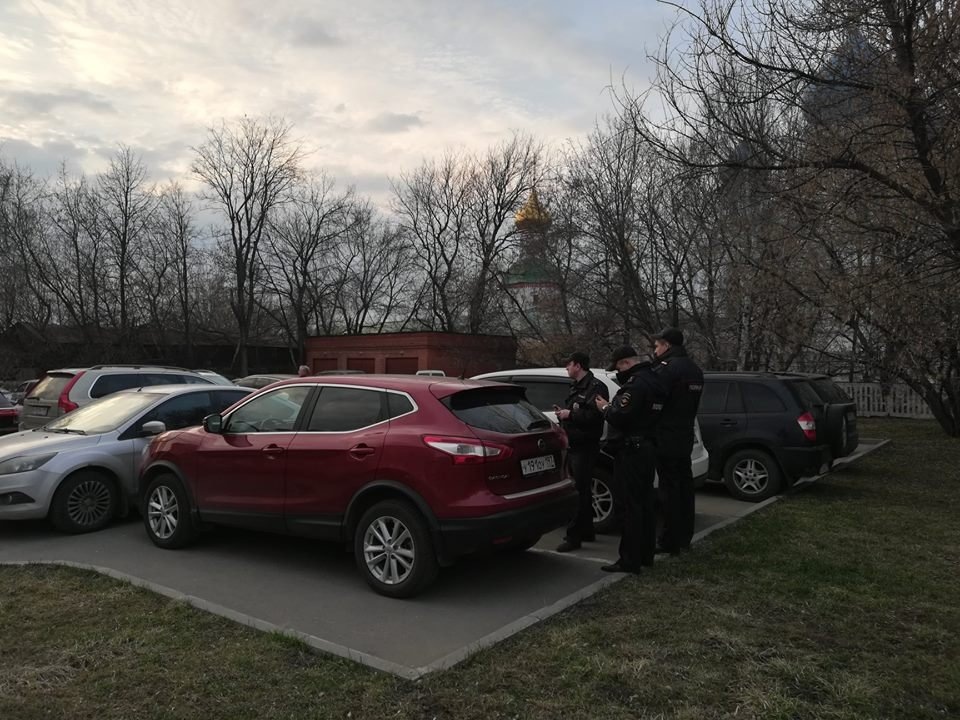 Встреча депутата Госдумы Василия Власова с жителями района Печатники. Фото: www.facebook.com.