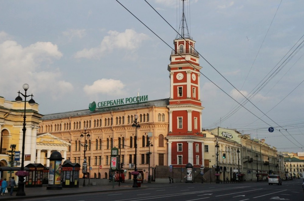 Думская башня на Невском проспекте.