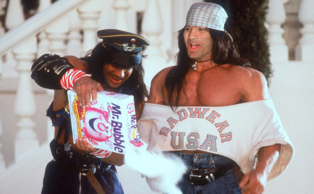 Кадр из фильма "Няньки"