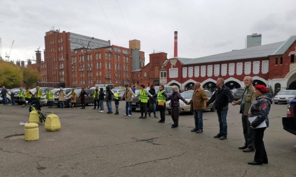 Флешмоб в защиту здания Бадаевского пивзавода. Источник: http://activatica.org 