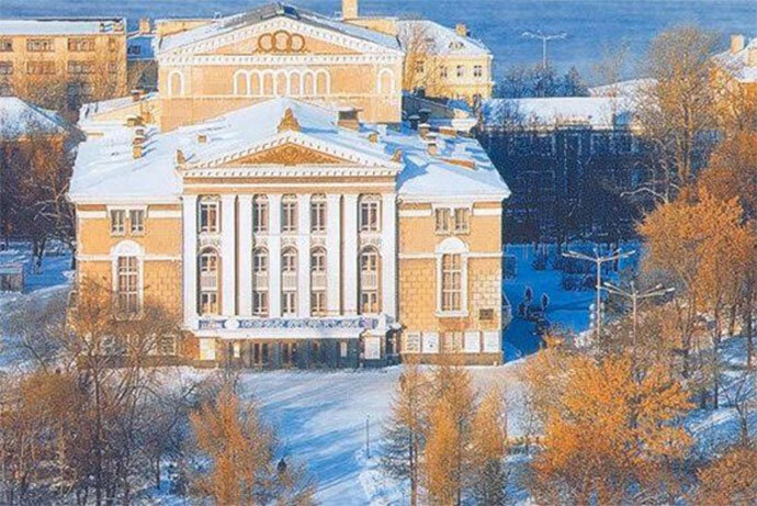 Театр как школа для блогеров. 
