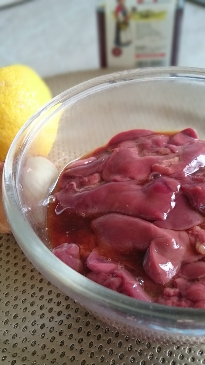 Французский паштет из куриной печени с коньяком