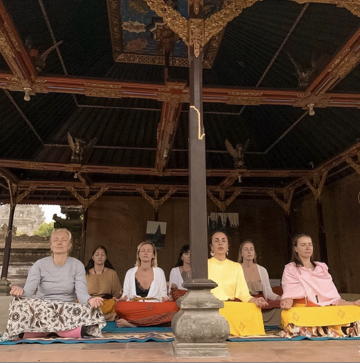 Юлия Хадарцева (Энергетический тренинг "Я - Центр Вселенной" на о. Бали)