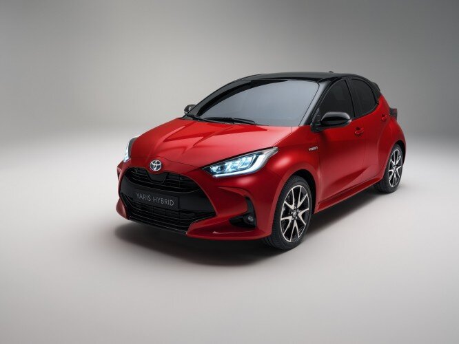 Новый Toyota Yaris 2020