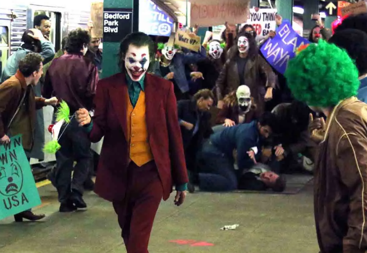 Кадр из фильма "Джокер" (Источник: Яндекс.Картинки)