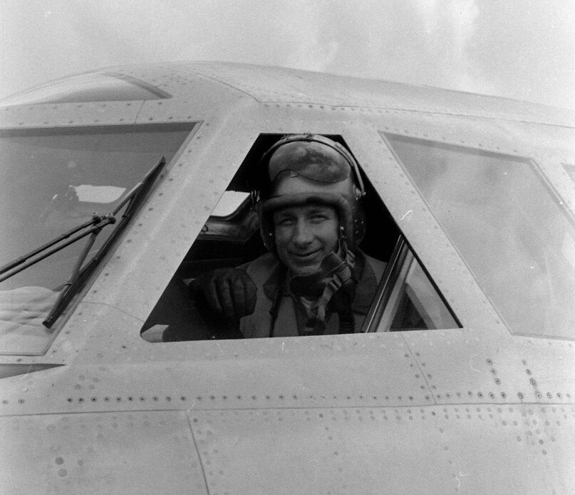 Дэвид Кричлоу (David Crichlow)