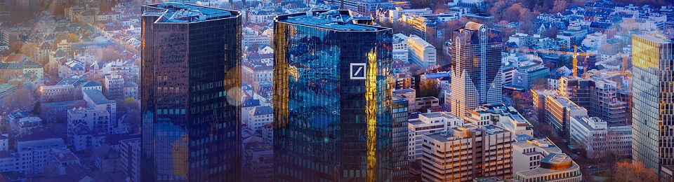 На фотографии Deutsche Bank  