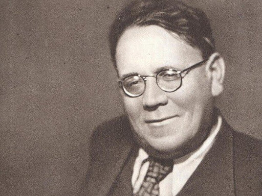 С. Маршак написал очень много не только для детей, но и для взрослых