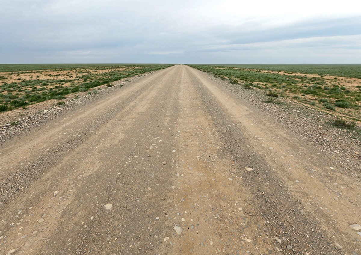 У широкой степной дороги называемой. У широкой степной дороги называемой. Автомобильные дороги степь. У широкой степной дороги называемой. Степь с дорогой.