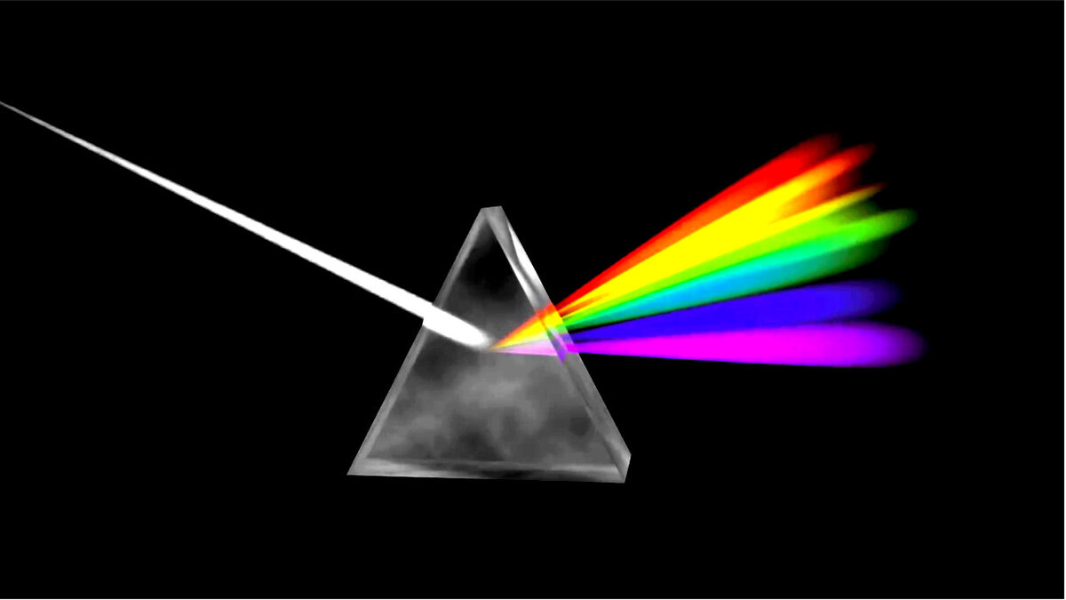 217. Призма, проявляющая цветовой спектр.