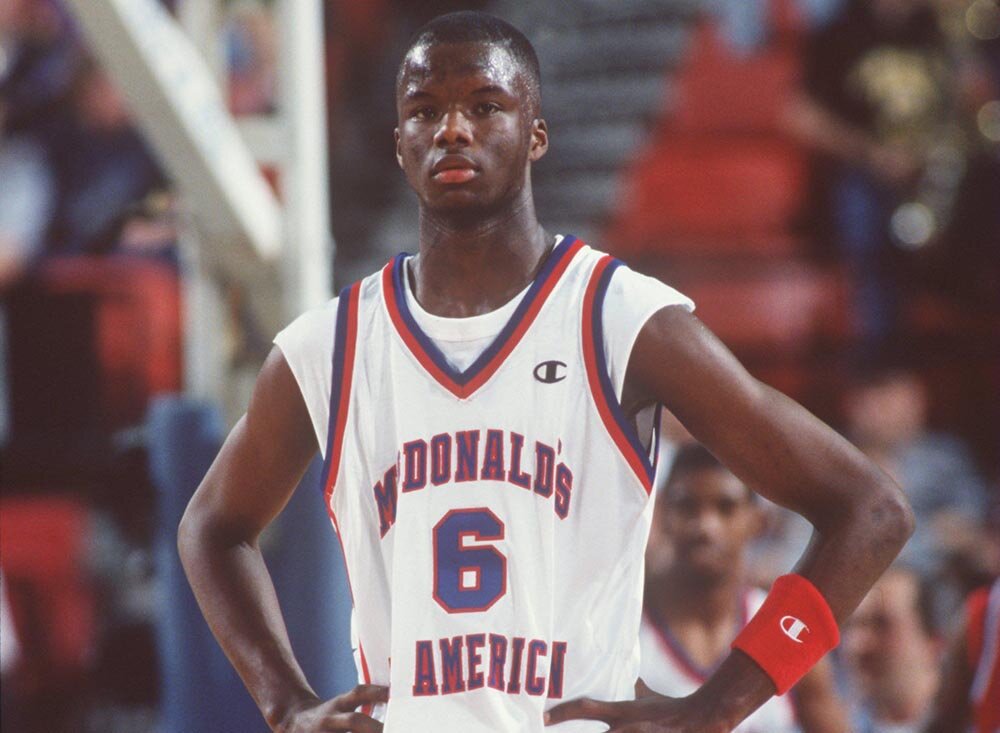                                        Джермейн О'Нил  - звезда школьного баскетбола