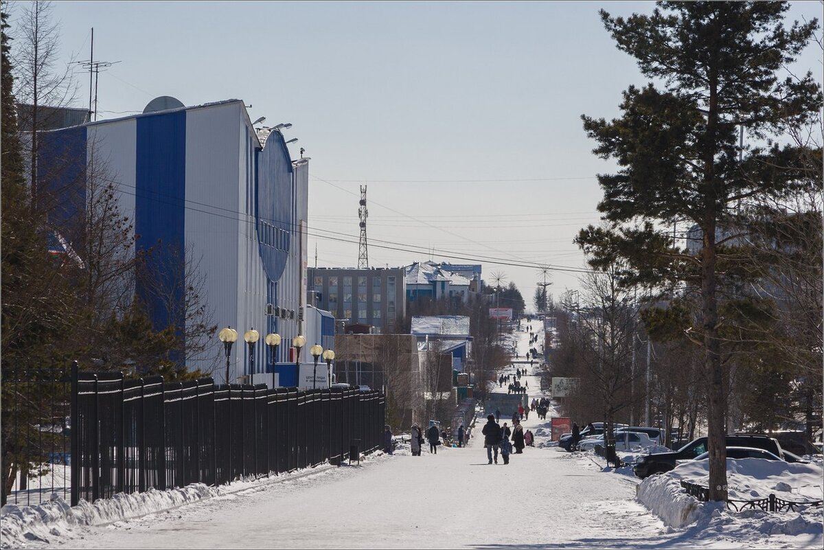 Вот немного зимнего города....