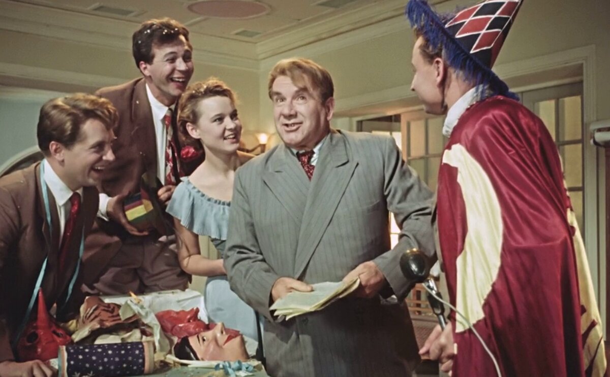 гуляев владимир карнавальная ночь. карнавальная ночь (комедия, реж. карнавальная ночь в цвете. советские новогодние фильмы.