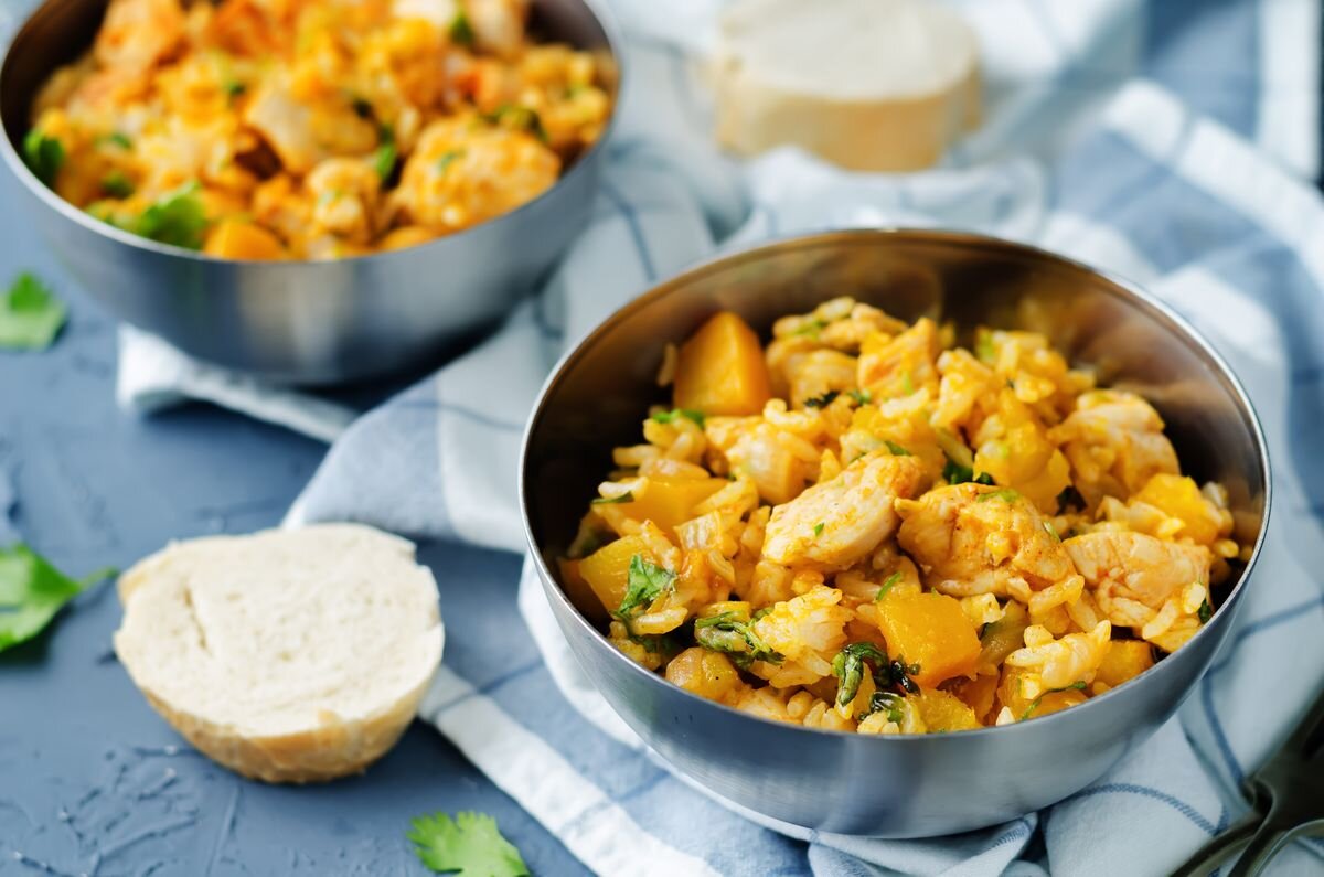 Фото с https://elements.envato.com/ru/