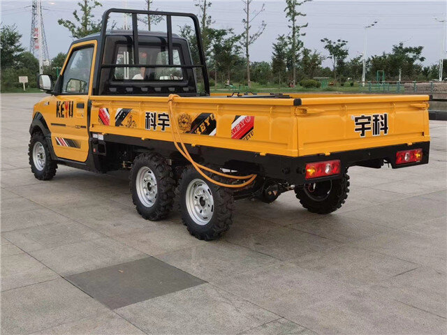 Нашёл грузовик с полным приводом за 273 527 рублей, который возит по 1 ...