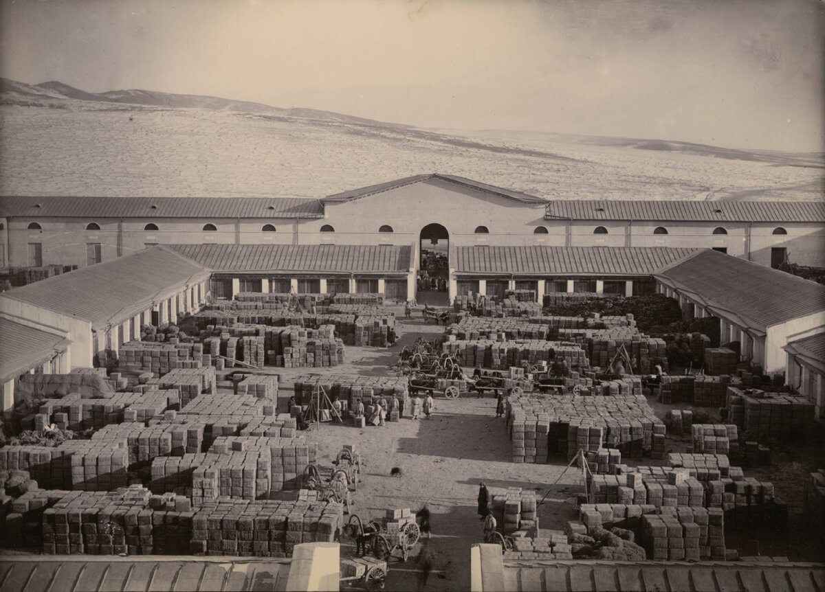 Кяхта. Чайные склады. 