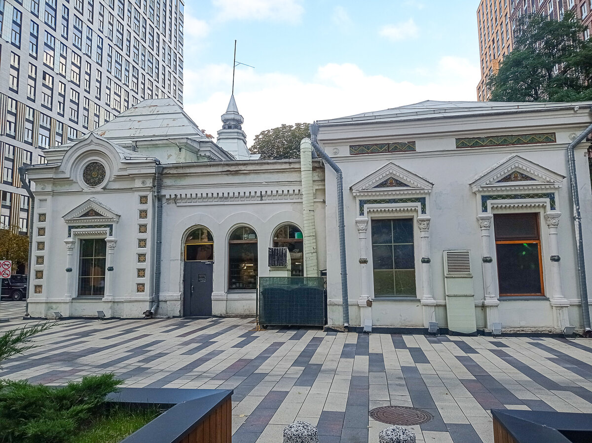 Царский павильон Всероссийской торгово-промышленной и художественной выставки 1882 года. Москва. Фото автора статьи 