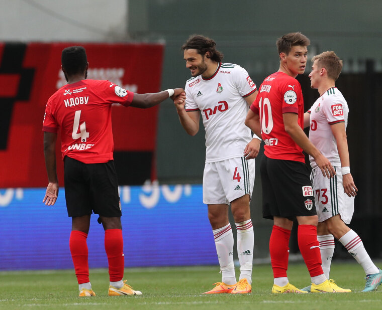 Химки локомотив 0:5. Локомотив химки. Боруссия легия. Локомотив матчи. Марадишвили локомотив.