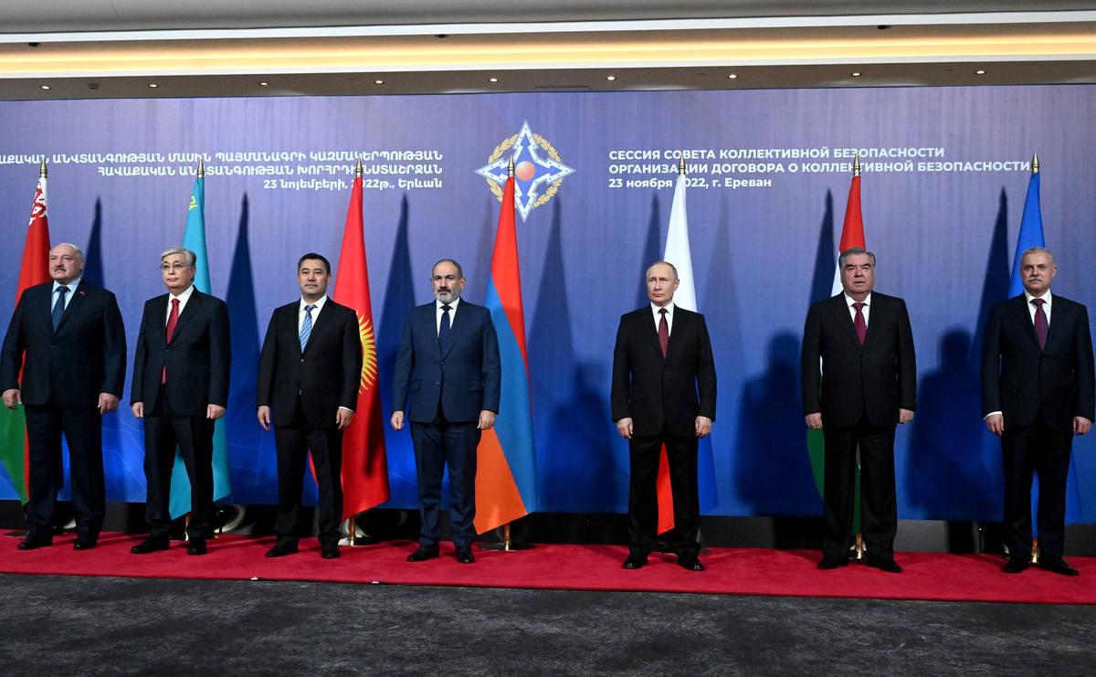 Суждение о неутешительных для Путина итогах саммита ОДКБ по одной фотографии