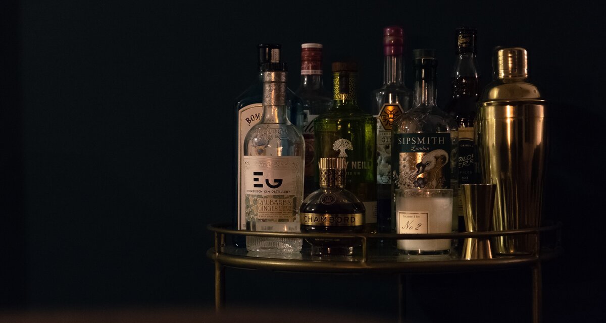     Почему крепкое спиртное «обжигает» горло даже если напиток холодный