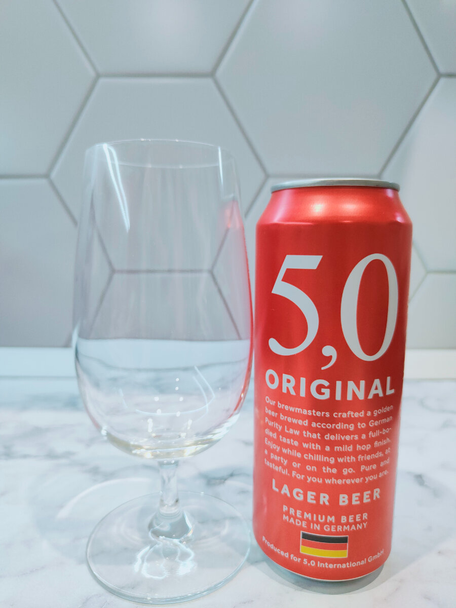 Пиво "5,0 Original Lager Beer" (5,0 Оригинал Лагер Бир)