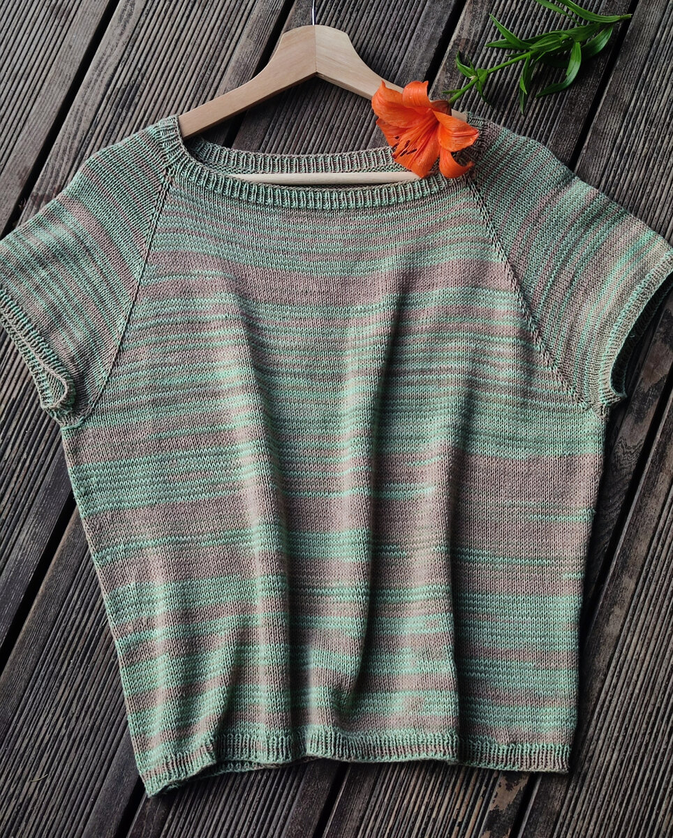 Пряжа Gazzal baby cotton rainbow 205м/50г, цвет 478, 50% хлопок, 50% акрил. Спицы 2,5 и 3. Расход 4 мотка.