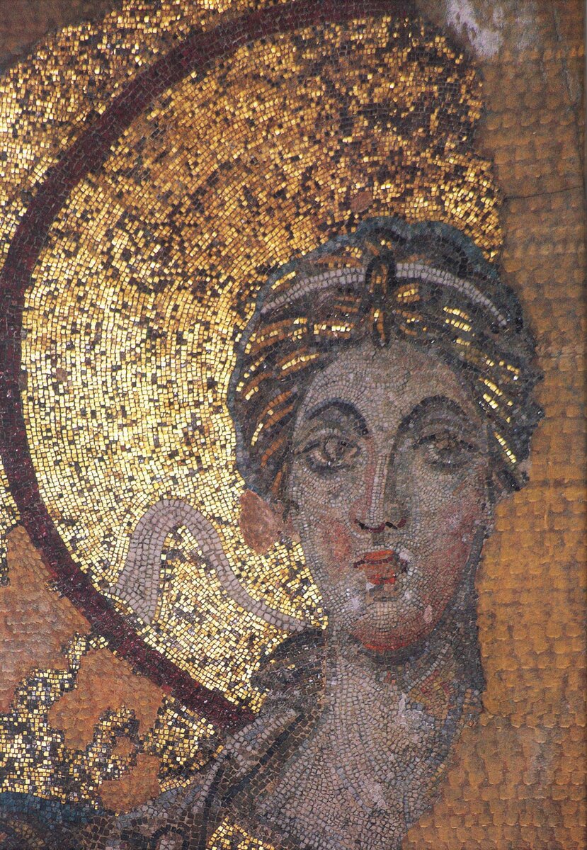 Архангел Гавриил. Мозаика Святой Софии, фрагмент.