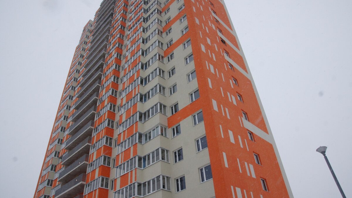     В Кукморском районе семье из пяти человек с двумя инвалидами выдали квартиру и деньги вне очереди. Об этом сообщили в пресс-службе прокуратуры Татарстана.