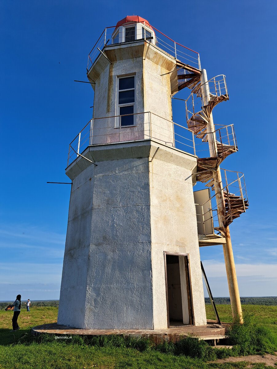 Листайте карусель