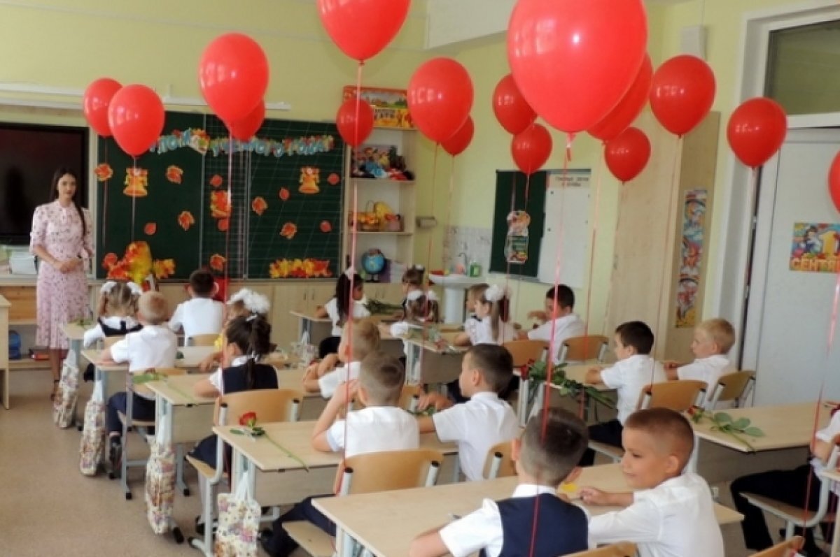    Праздничные линейки в школах Екатеринбурга проведут в помещениях