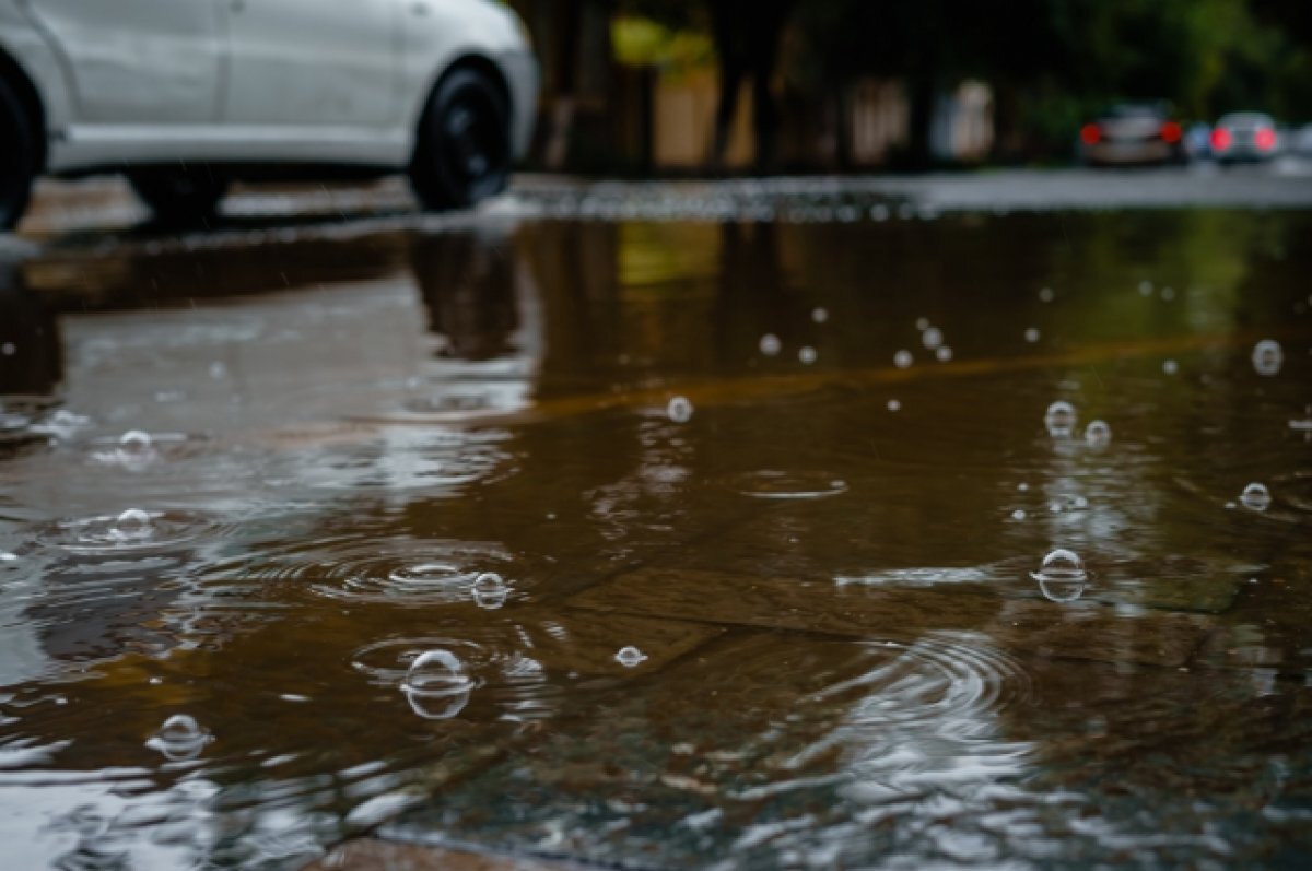    Астраханцам обещают ливни с градом и грозой