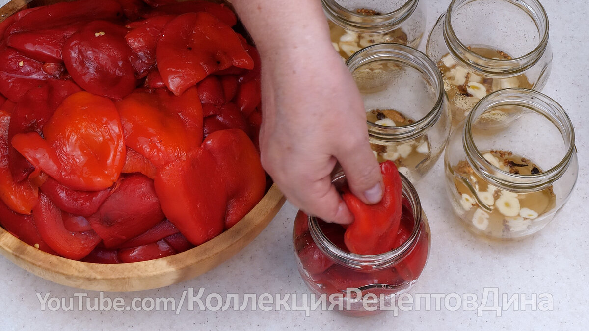 Квашеный перец, фаршированный овощами – кулинарный рецепт