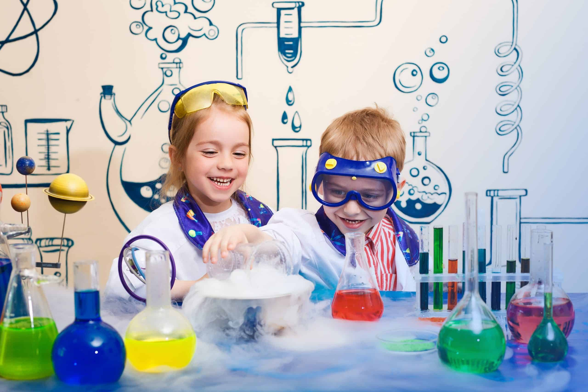 Дети проводимые исследования. Шоу с химическими опытами. Наука - шоу для детей. Химические опыты для детей. Химические эксперименты для детей.