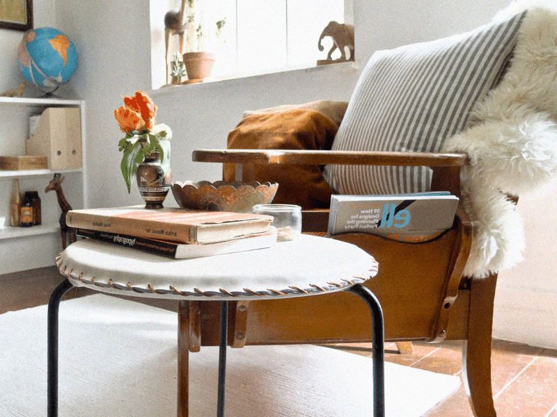 Кожаный чехол табурета в минималистичном стиле (готовый экземпляр) 