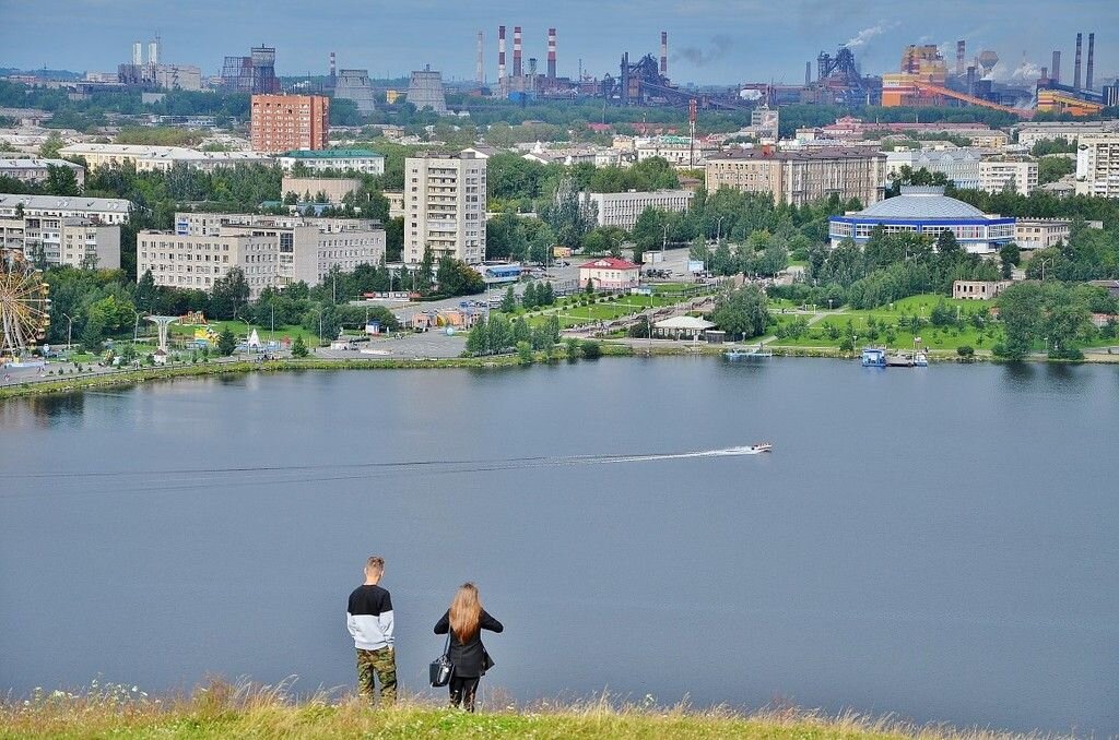 Нижний тагил панорама города. Нижний тагил смог над городом. Работа г н тагиле. Работа г н тагиле. Красноярская нижний тагил.